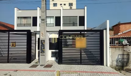 Sobrado 02 Dormitórios e 02 Vagas em Porto Belo!