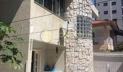 Casa 3 Dorm e 02 Vagas na Meia Praia