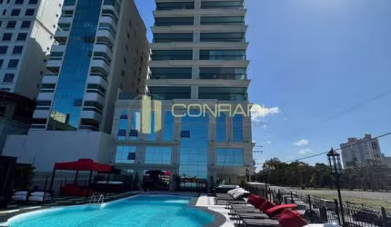 Apartamento de alto padrão frente mar