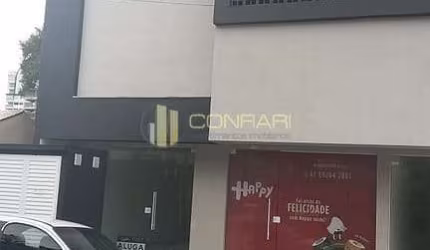 Sala Comercial no coração da Meia Praia
