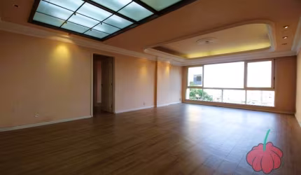Apartamento com 3 quartos à venda na Rua Duque de Caxias, Centro Histórico, Porto Alegre, 190 m2 por R$ 1.030.000
