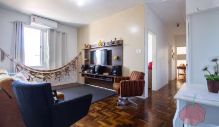 Apartamento com 3 quartos à venda na Avenida Paraná, São Geraldo, Porto Alegre, 75 m2 por R$ 267.000