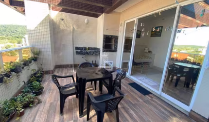APARTAMENTO TRIPLEX COM 2 SUÍTES EM MARISCAL