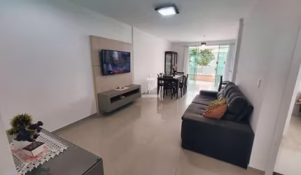 AMPLO APARTAMENTO COM 3 DORMITÓRIOS PRÓXIMO DO MAR