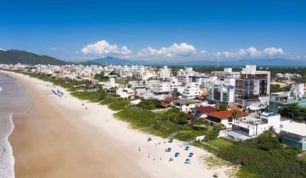 APARTAMENTO DE 2 DORMITÓRIOS NA AVENIDA DE MARISCAL COM VISTA AO MAR