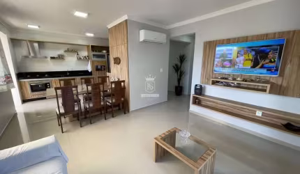 COBERTURA MOBILIADA COM 3 DORMITÓRIOS EM ÓTIMA LOCALIZAÇÃO