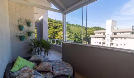 AMPLA COBERTURA COM 2 DORMITÓRIOS PRONTA PARA MORAR