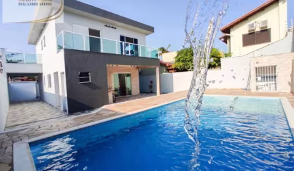 SUPER OPORTUNIDADE!! SOBRADO ALTO PADRÃO MOBILIADO COM PISCINA E CHURRASQUEIRA!!