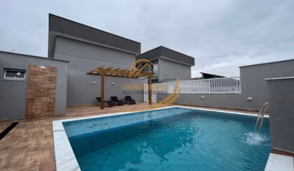 SOBRADO EM CONDOMÍNIO COM PISCINA COLETIVA LADO PRAIA PARA VENDA EM ITANHAÉM!