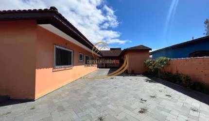 OPORTUNIDADE!! CASA ISOLADA 400 METROS DO MAR PARA VENDA EM ITANHAÉM!!