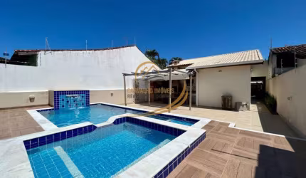 SUPER OPORTUNIDADE!! CASA ISOLADA MOBILIADA LADO PRAIA COM PISCINA EM ITANHAÉM!!