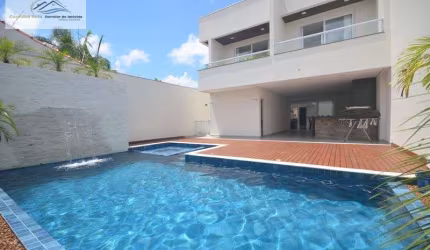 SUPER OPORTUNIDADE!! SOBRADO ALTO PADRÃO COM PISCINA PARA VENDA EM ITANHAÉM!!