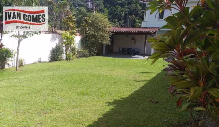 Casa com 6 dormitórios à venda, 240 m² por R$ 1.300.000,00 - Guaiuba - Guarujá/SP