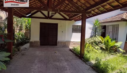 Sobrado com 4 dormitórios à venda, 180 m² por R$ 950.000,00 - Guaiuba - Guarujá/SP