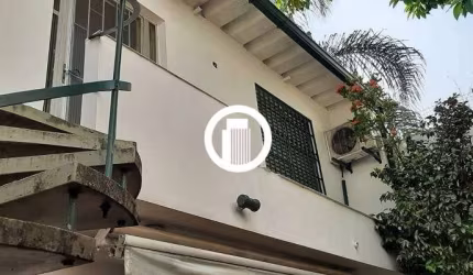 Casa para venda- 380m², 4 dormitórios, sendo 2 suites, 3 vagas - Santo Amaro