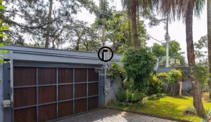 Casa para Venda - 384m², 4 dormitórios, sendo 2 suites, 4 vagas - Jardim Marajoara