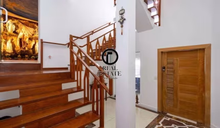 Casa para Venda - 800m², 7 dormitórios, sendo 5 suites, 5 vagas - Jardim Leonor