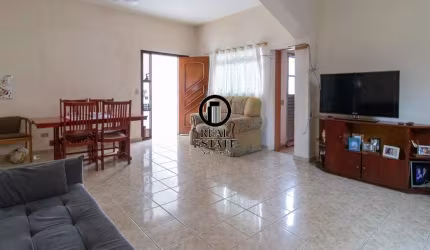 Casa para Venda - 60m², 2 dormitórios, 4 vagas - Vila do Castelo