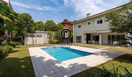 Casa para Venda - 613m², 5 dormitórios, sendo 4 suites, 6 vagas - Jardim Leonor