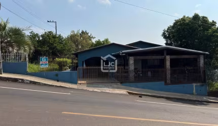 Casa de esquina com terreno amplo, Jardim Alvorada, Sao Carlos - SC