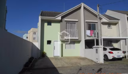 Sobrado com 03 dormitÓrios em condomÍnio , Tindiquera, Araucaria - PR