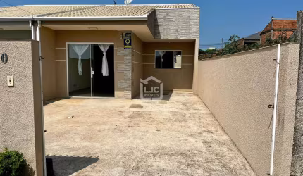 Casa de frente para a rua no passauna, Boqueirão, Araucaria - PR