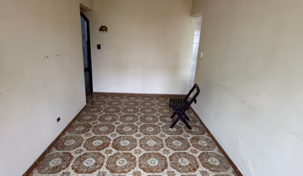 Oportunidade única, apartamento 2 dormitórios, 1 banheiro no centro da Vila Caiçara-Praia Grande-SP