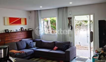 Casa com 4 quartos à venda na Rua Custódio Pereira Lameira, 38, Socorro, São Paulo, 212 m2 por R$ 990.000