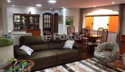 Casa com 4 quartos à venda na Rua Professor Oliveira Fausto, 246, Alto da Mooca, São Paulo, 360 m2 por R$ 1.300.000