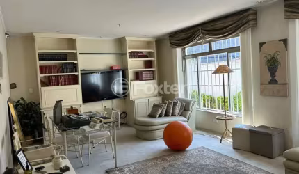 Casa com 4 quartos à venda na Rua Teodoro Ramos, 340, Pacaembu, São Paulo, 450 m2 por R$ 3.199.000
