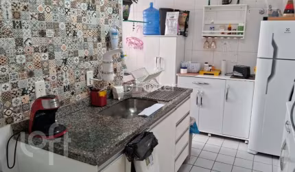 Apartamento com 2 quartos à venda na Rua Carlos Magalhães, 100, Parque Reboucas, São Paulo, 60 m2 por R$ 270.000