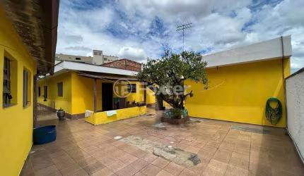 Casa com 3 quartos à venda na Rua Carmem Aguilar Perez, 37, Jardim Maria Rosa, Taboão da Serra, 307 m2 por R$ 775.000