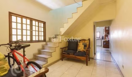 Casa com 3 quartos à venda na Rua Davi Gonçalves, 54, Jardim Campo Verde, Mauá, 437 m2 por R$ 850.000