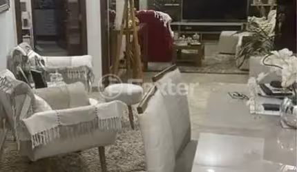 Casa com 3 quartos à venda na Rua Ribeira do Amparo, 57, Jardim Presidente Dutra, Guarulhos, 298 m2 por R$ 900.000