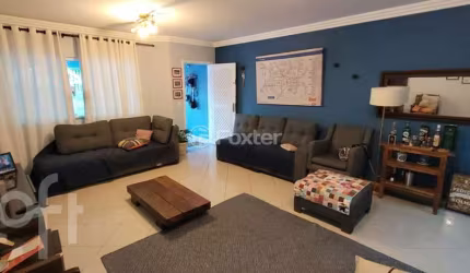 Casa com 3 quartos à venda na Rua Icaraí, 57, Vila Pires, Santo André, 186 m2 por R$ 800.000