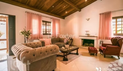 Casa com 3 quartos à venda na Rua Albertino Pinotti, 323, Rio Grande, São Bernardo do Campo, 253 m2 por R$ 900.000