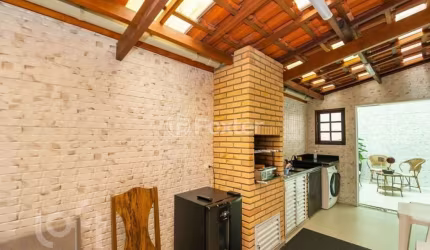 Casa com 3 quartos à venda na Rua Ribeirão Pires, 15, Nova Petrópolis, São Bernardo do Campo, 154 m2 por R$ 1.300.000
