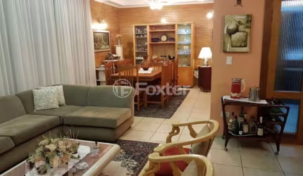 Casa com 3 quartos à venda na Rua Lisboa, 4, Vila Lusitânia, São Bernardo do Campo, 251 m2 por R$ 1.398.000