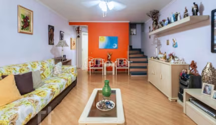 Casa com 3 quartos à venda na Rua Alba, 2234, Conjunto Residencial Jardim Canaã, São Paulo, 122 m2 por R$ 610.000