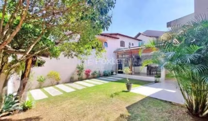 Casa com 3 quartos à venda na Rua Adelina Salvatore Bassoli, 306, Vila Euclides, São Bernardo do Campo, 288 m2 por R$ 1.800.000