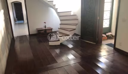 Casa com 4 quartos à venda na Rua Francisco da Silveira, 25, Vila Liviero, São Paulo, 217 m2 por R$ 600.000