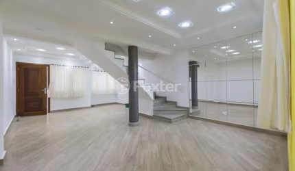 Casa com 3 quartos à venda na Rua Backer, 499, Cambuci, São Paulo, 270 m2 por R$ 1.300.000