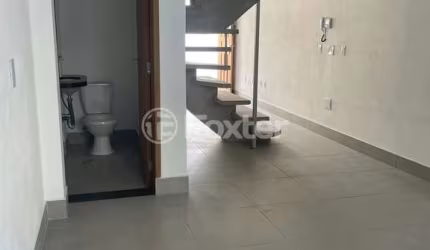 Casa com 2 quartos à venda na Rua Benvenuto Cellini, 42, Jardim das Vertentes, São Paulo, 132 m2 por R$ 565.000