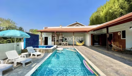 Casa em condomínio fechado com 3 quartos à venda na Rua Domingos Nastari, 305, Vila Appia Antica, Carapicuíba, 477 m2 por R$ 1.420.000