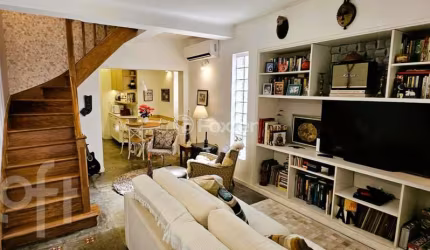 Casa com 2 quartos à venda na Rua Campos do Jordão, 155, Caxingui, São Paulo, 140 m2 por R$ 1.200.000