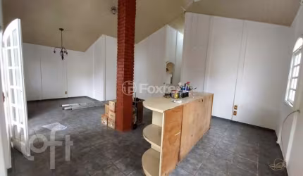 Casa com 3 quartos à venda na Rua Espanha, 509, Jardim São Luís, Santana de Parnaíba, 230 m2 por R$ 750.000