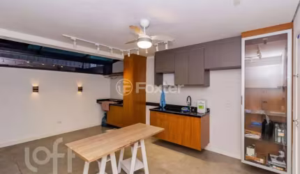 Kitnet / Stúdio à venda na Rua dos Estudantes, 357, Sé, São Paulo, 38 m2 por R$ 350.000