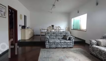 Casa com 4 quartos à venda na Rua Clélia, 423, Vila Pires, Santo André, 378 m2 por R$ 1.320.000