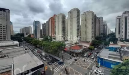 Kitnet / Stúdio à venda na Avenida Ibirapuera, 2534, Indianópolis, São Paulo, 27 m2 por R$ 498.500
