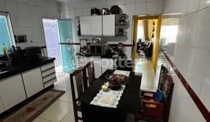 Casa com 3 quartos à venda na Estrada Galvão Bueno, 9170, Batistini, São Bernardo do Campo, 220 m2 por R$ 583.000